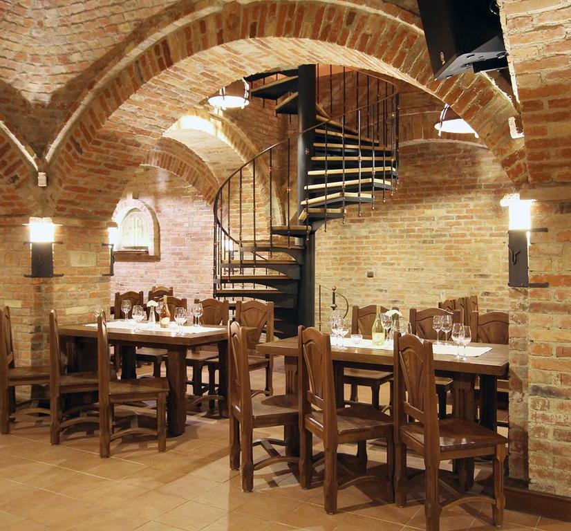 Penzión Kállai a Vináreň Filakovo Exterior foto